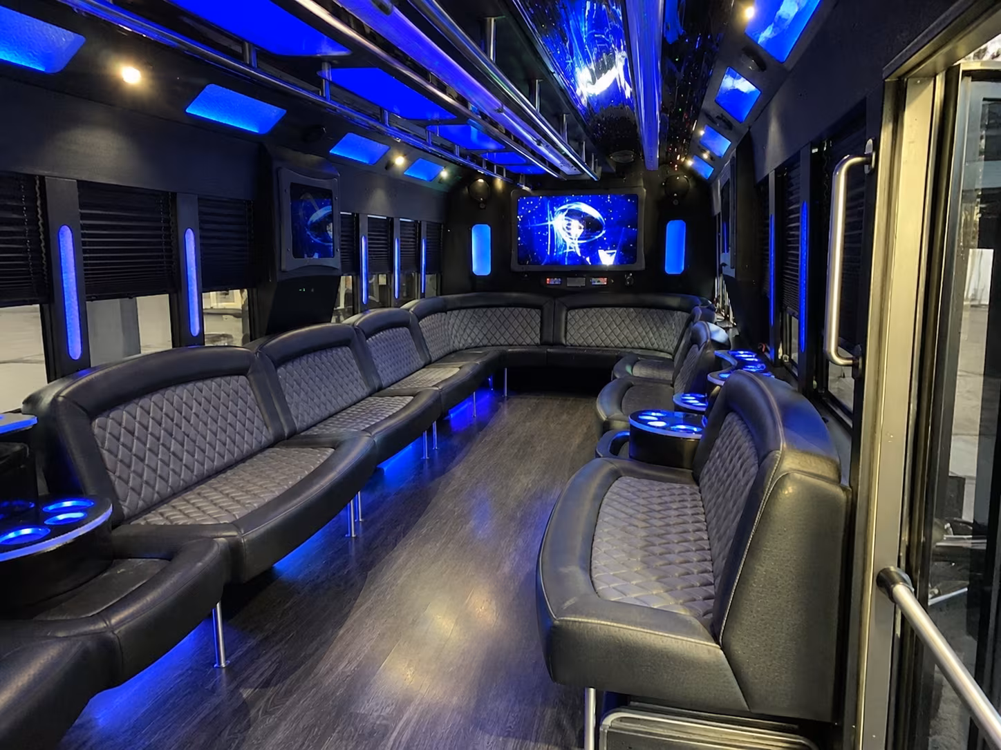 bridgewater 28 passenger party bus interior