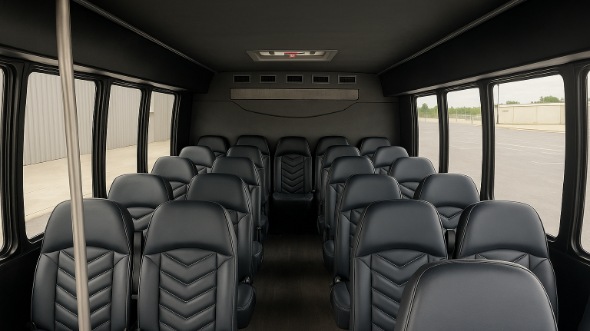newark 28 passenger minibus